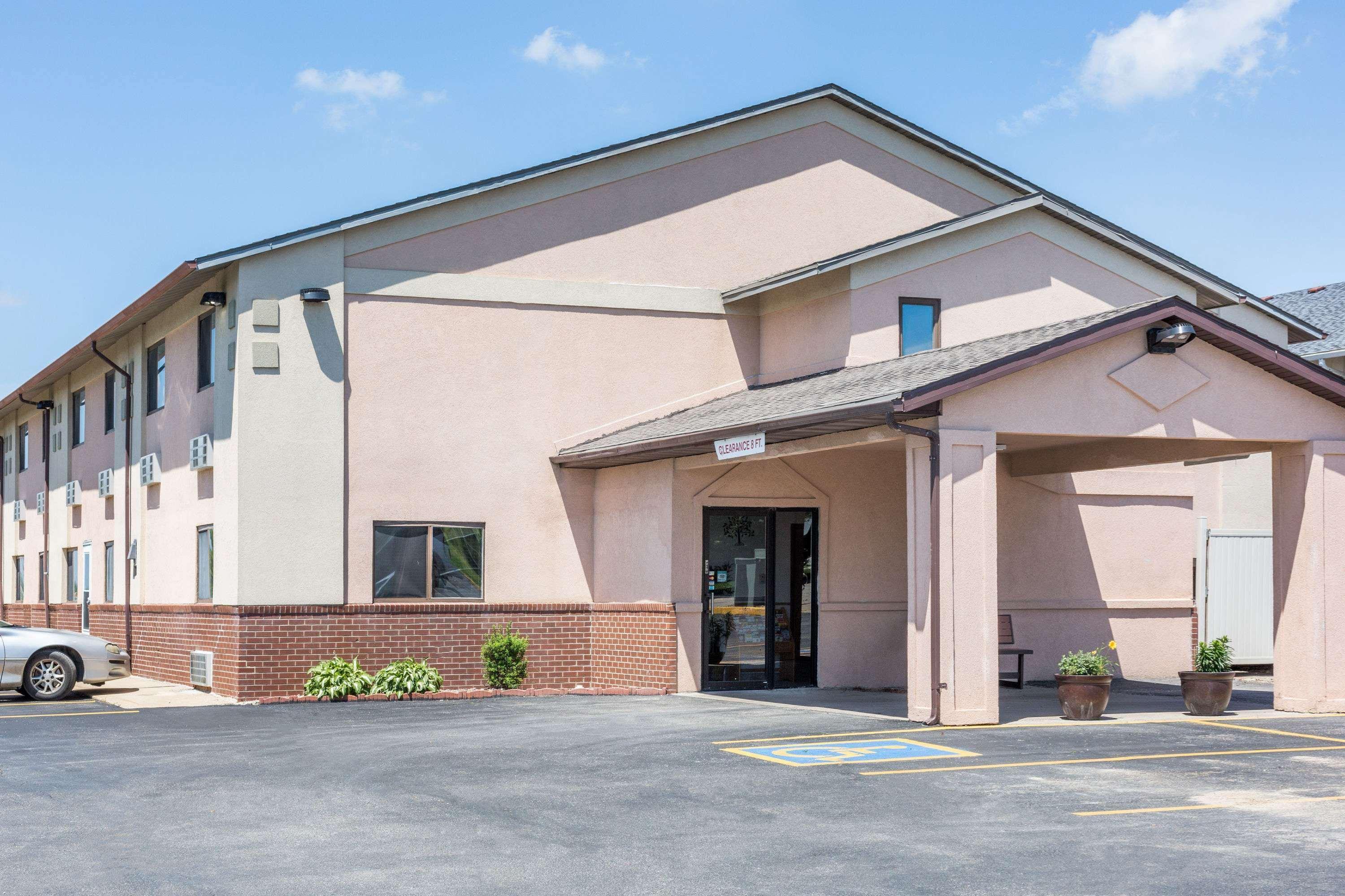 Super 8 By Wyndham Osceola Ia Exterior foto